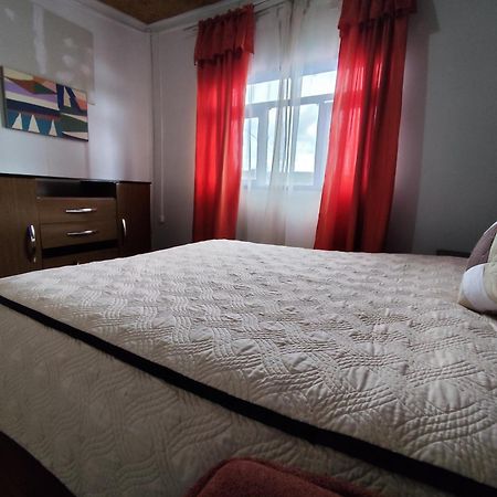 La Casa De Sandrita Кастро Екстериор снимка